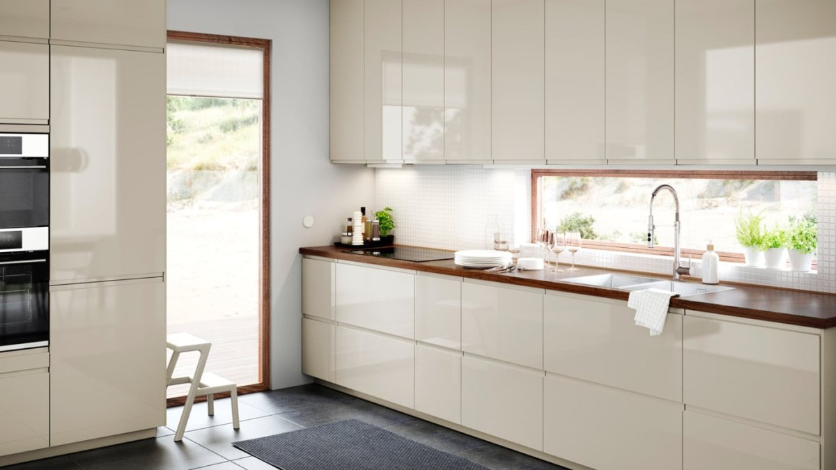 Кухня икеа Воксторп белая