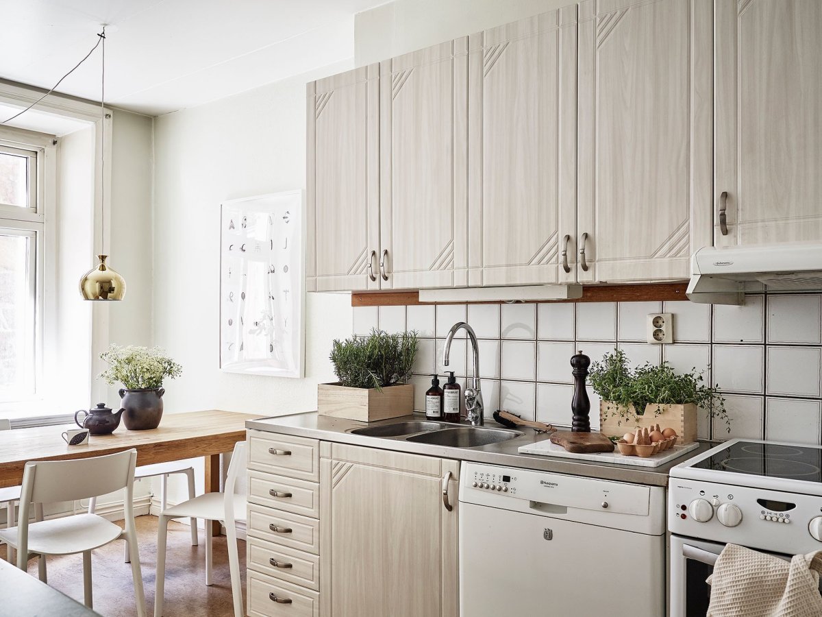 Кухни икеа Будбин светлый бежевый