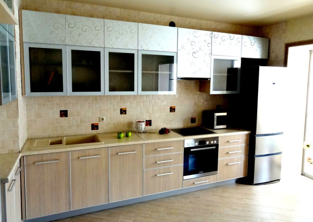 Кухонные фасады в алюминиевой рамке