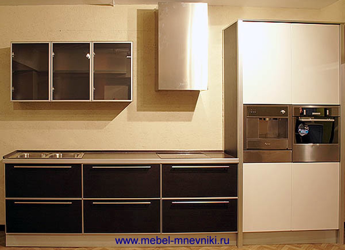 Пластик в алюминиевой рамке