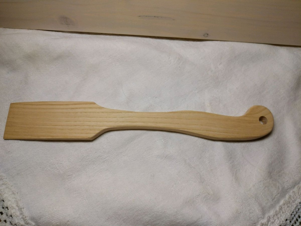 Резьба по дереву лопатки для кухни