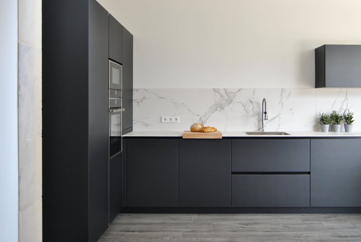 Кухня супермат грей