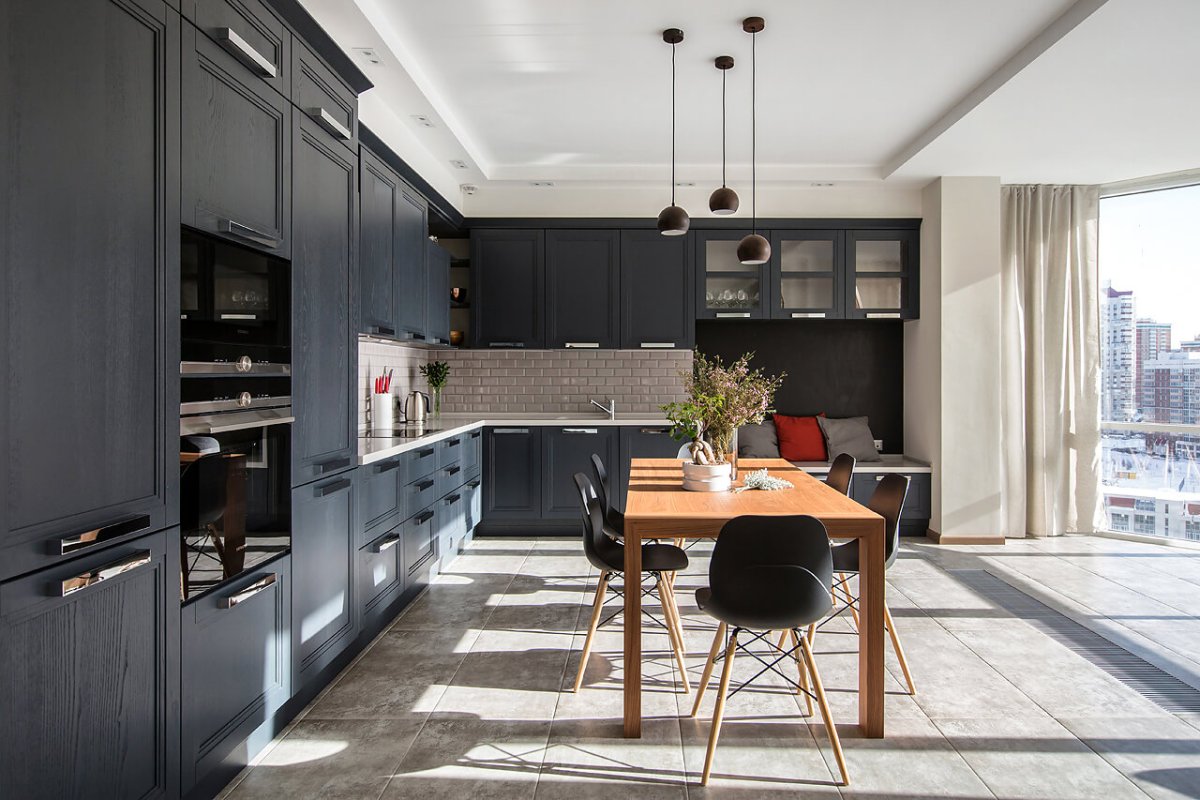 Кухня антрацит с деревом