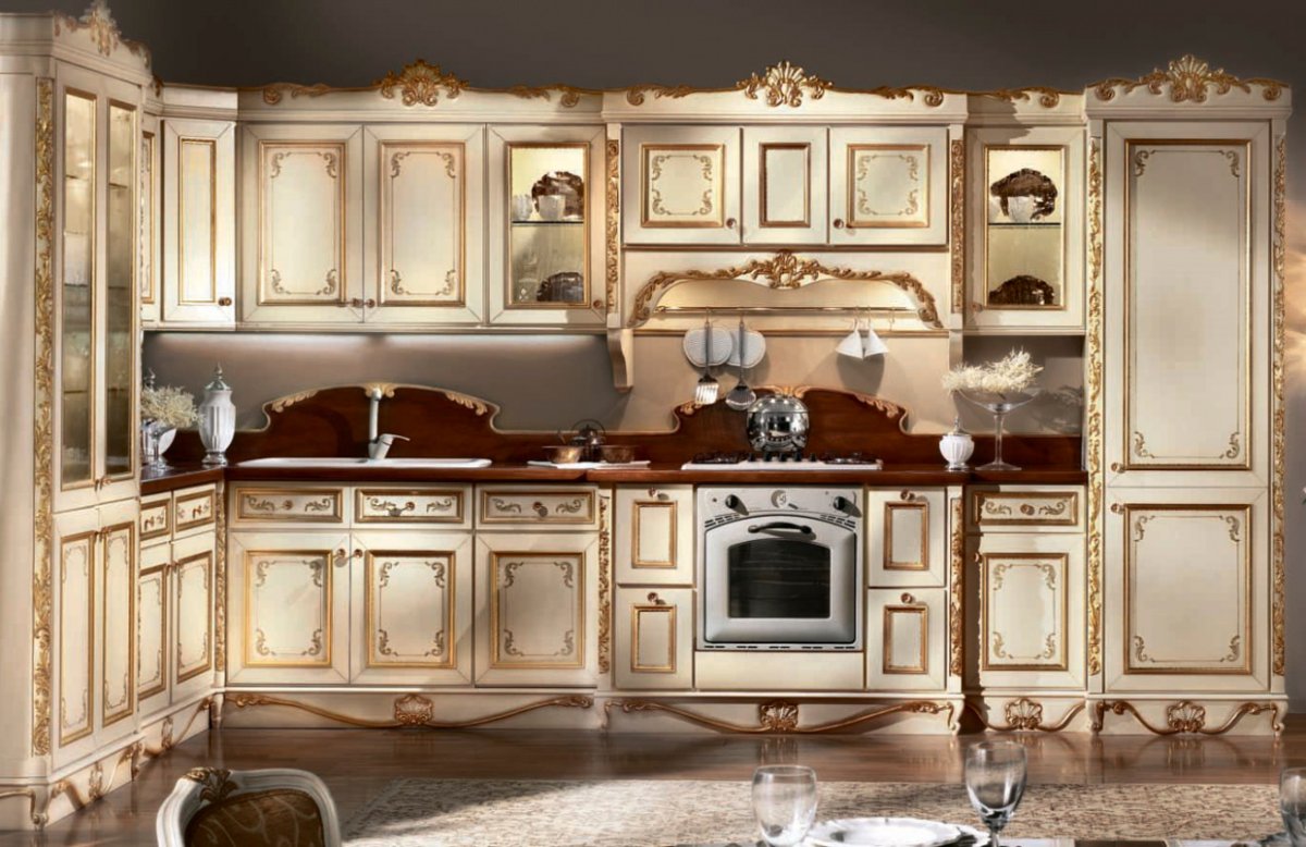 Молочный кухонный гарнитур в стиле Барокко