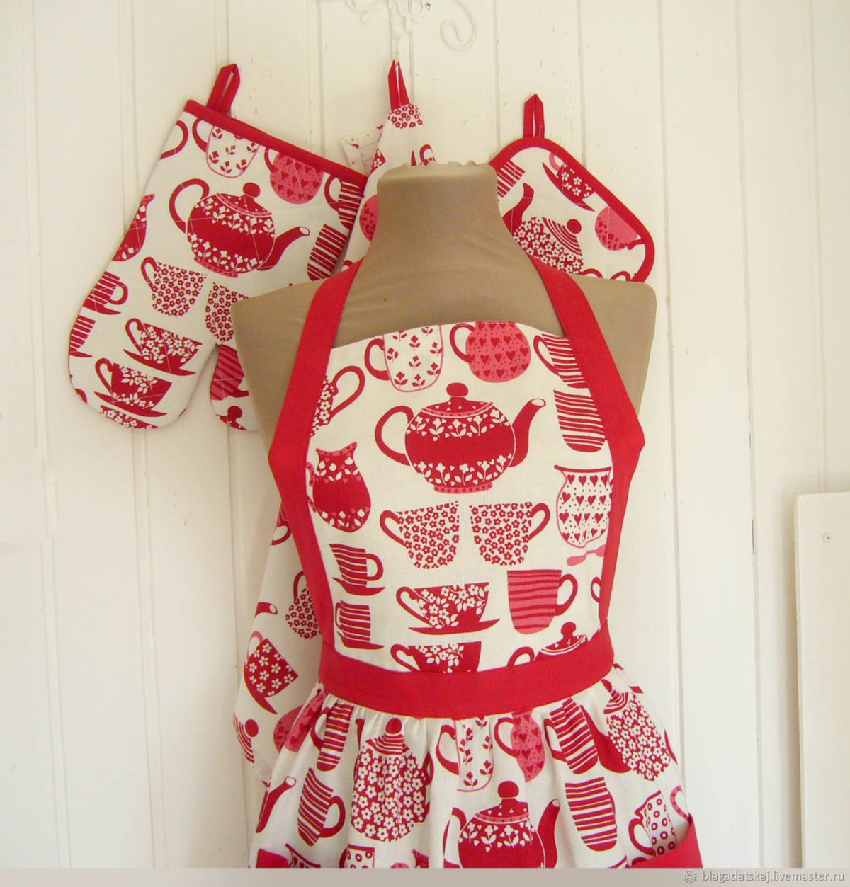 Передники для кухни красивые