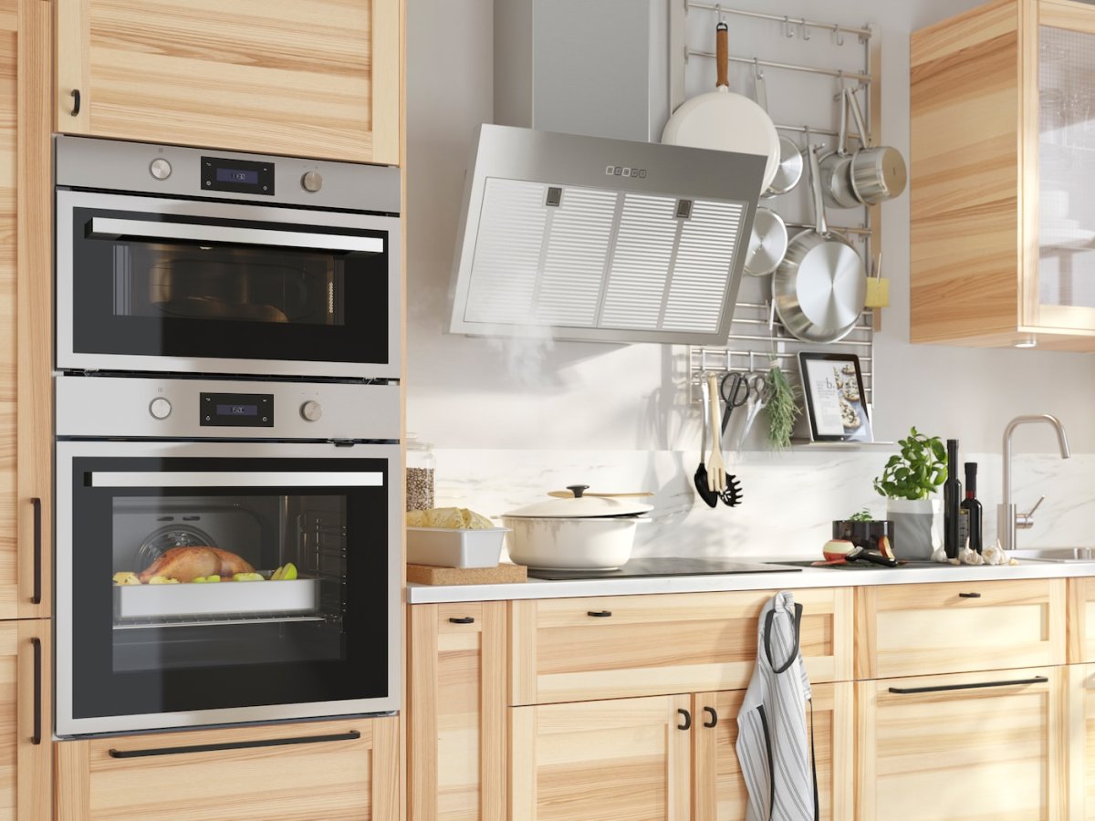 Кухня икеа Экестад с черной столешницей