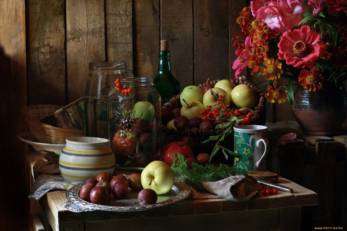 Ваза с фруктами