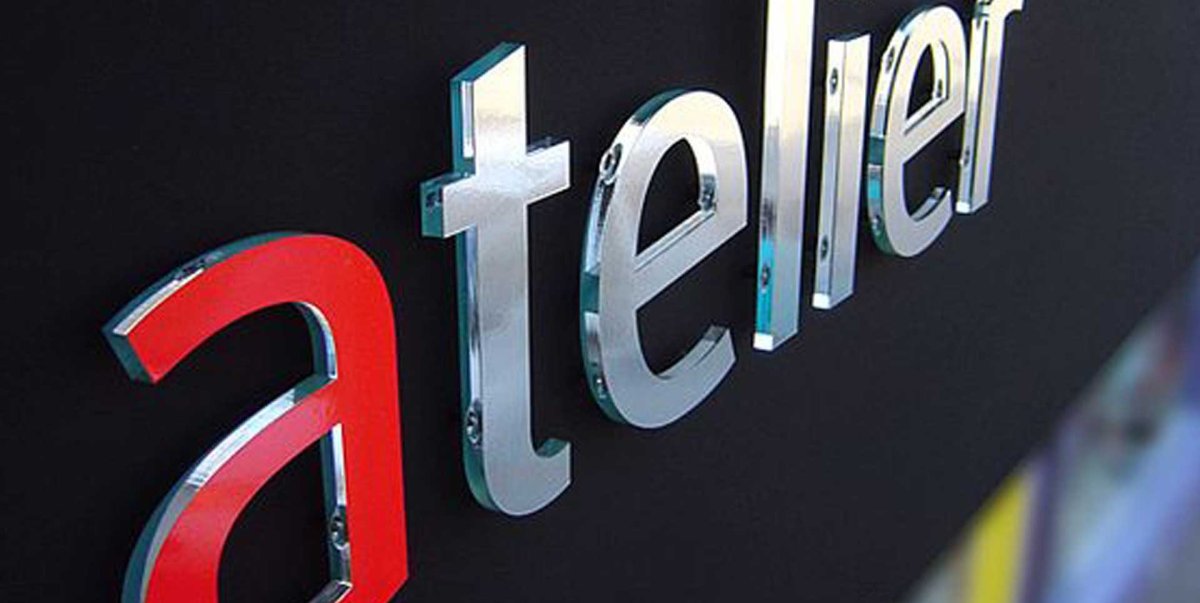 Световой короб с инкрустацией