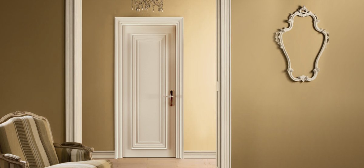 Деревянные двери в интерьере квартиры