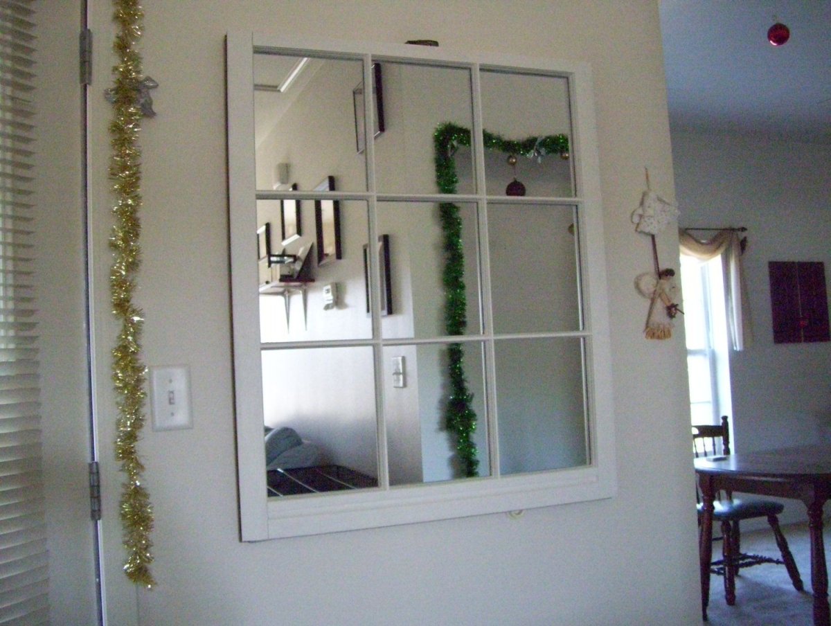 Фальш окно зеркальное