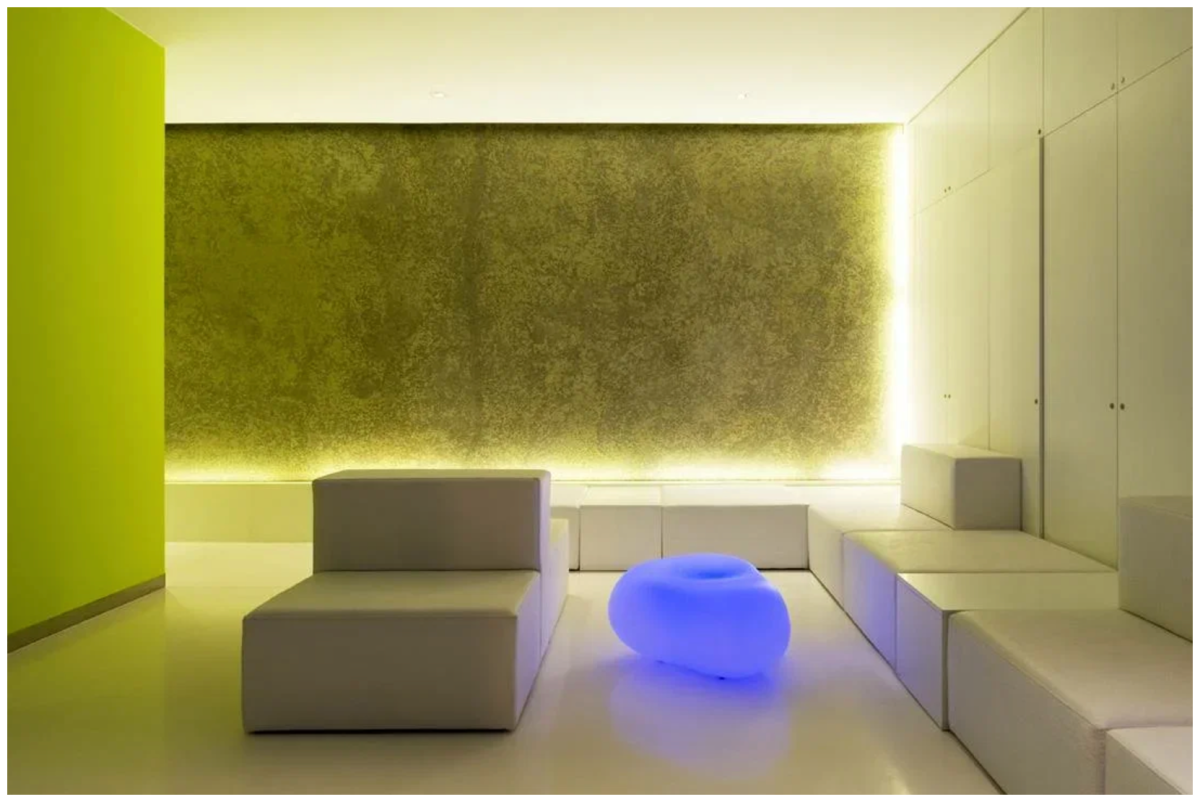 Комната с подсветкой