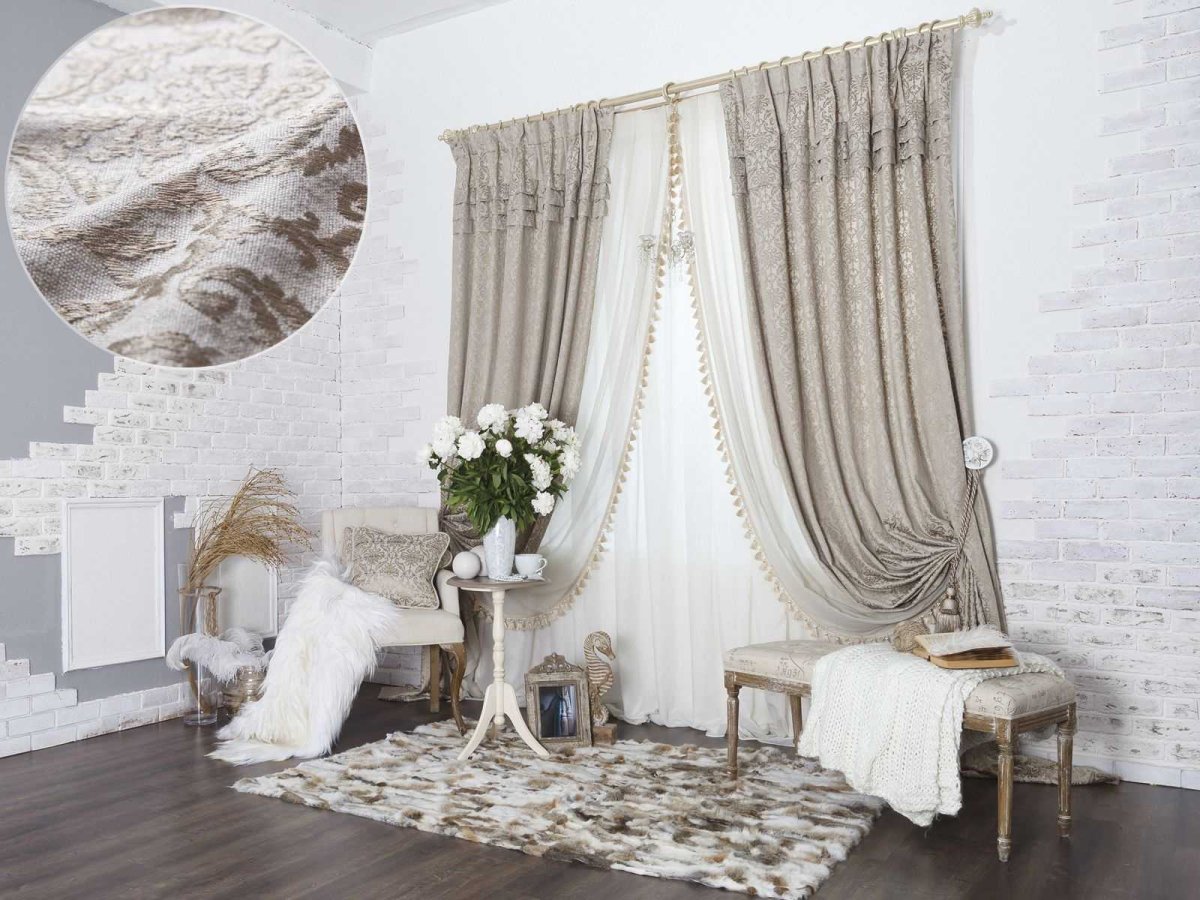 Шторы в интерьере гостиной