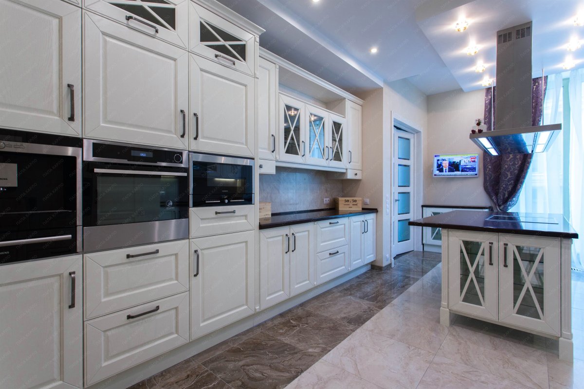 Кухня шампань серебряная патина