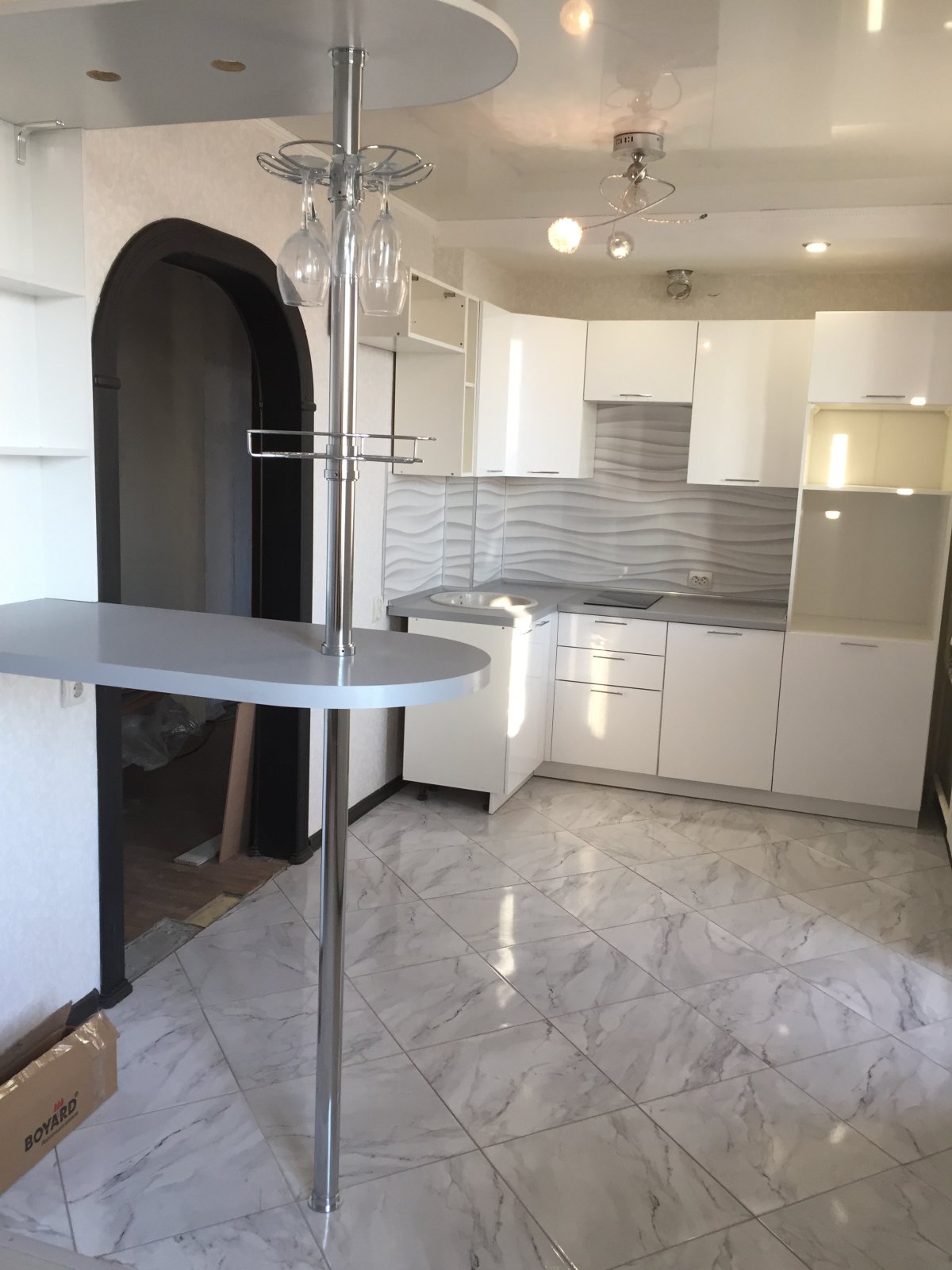 Кухня угловая Неоклассика беж