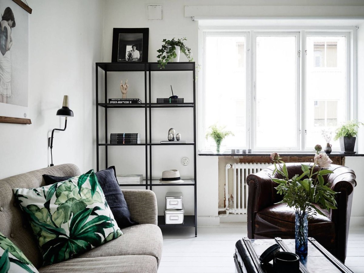 Стол икеа ВИТШЁ В интерьере