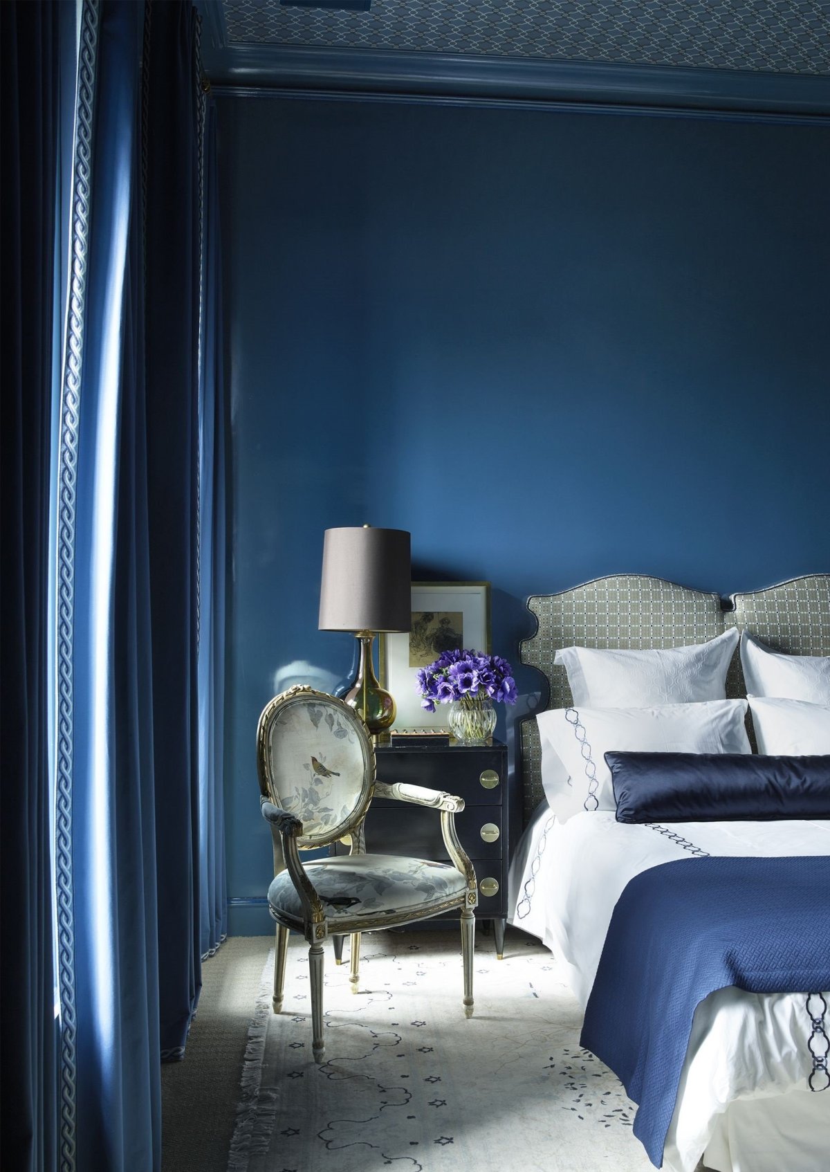 Спальня в синих тонах