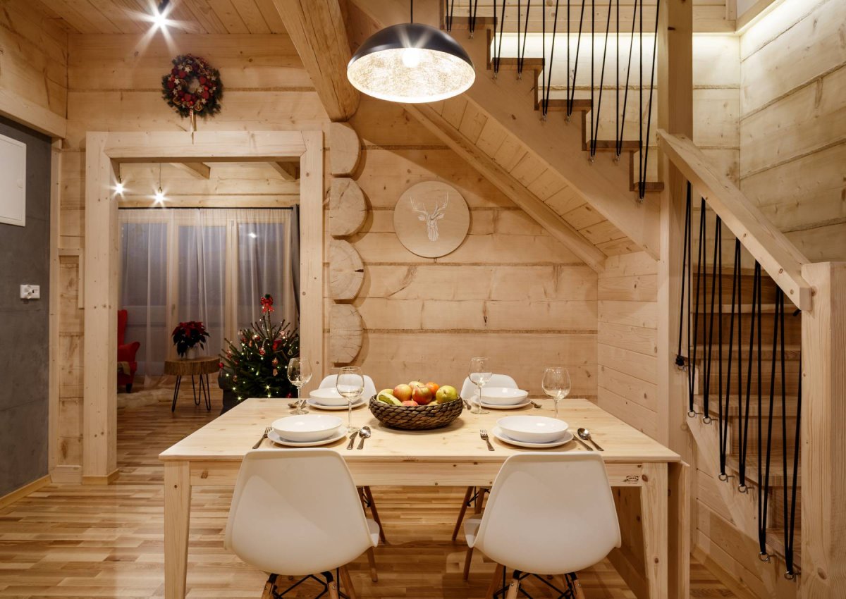 Интерьеры в домах из клееного бруса в скандинавском стиле