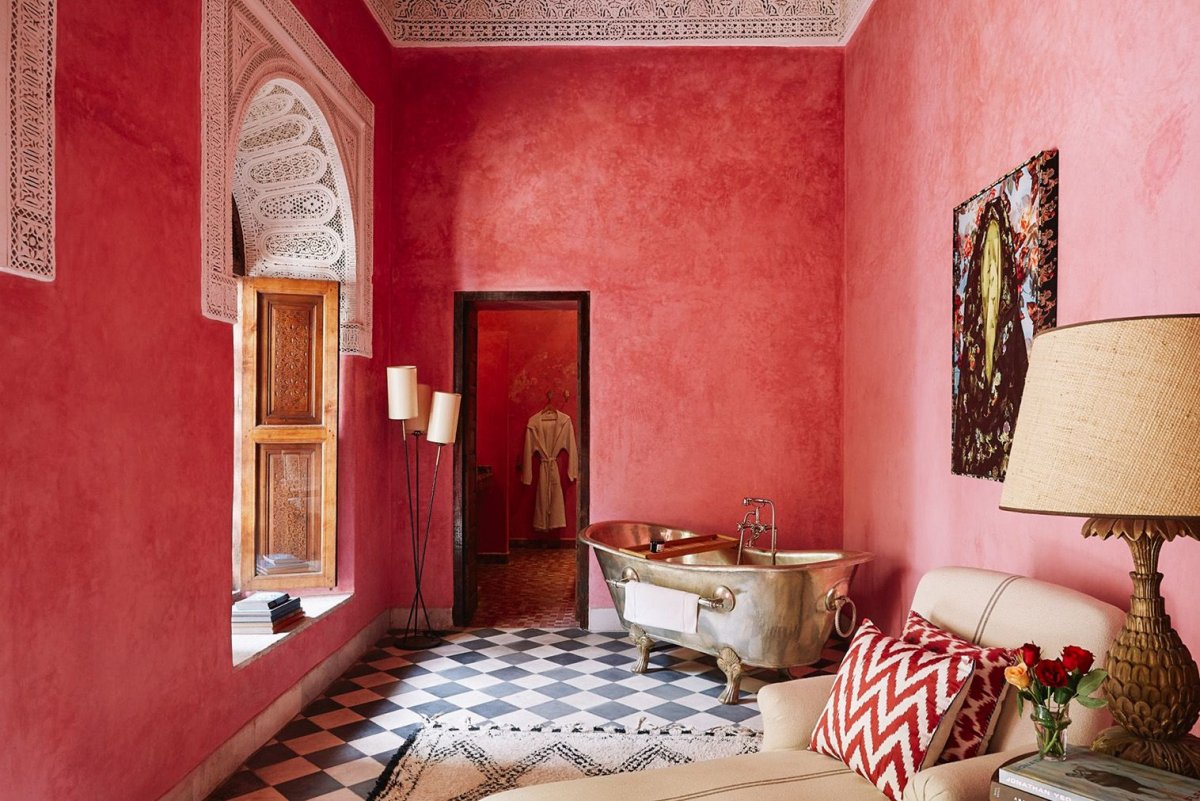 Камин в марокканском стиле