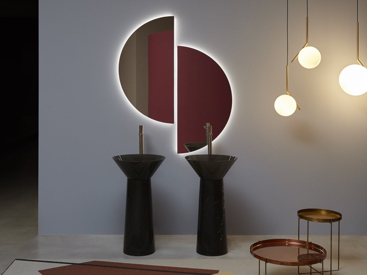 Зеркало полукруг с подсветкой