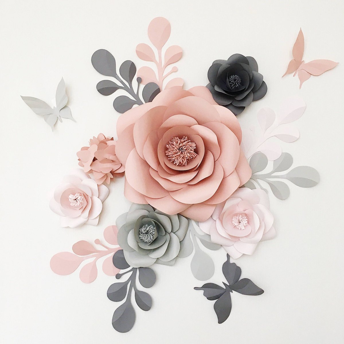 Векторный бумажный цветок