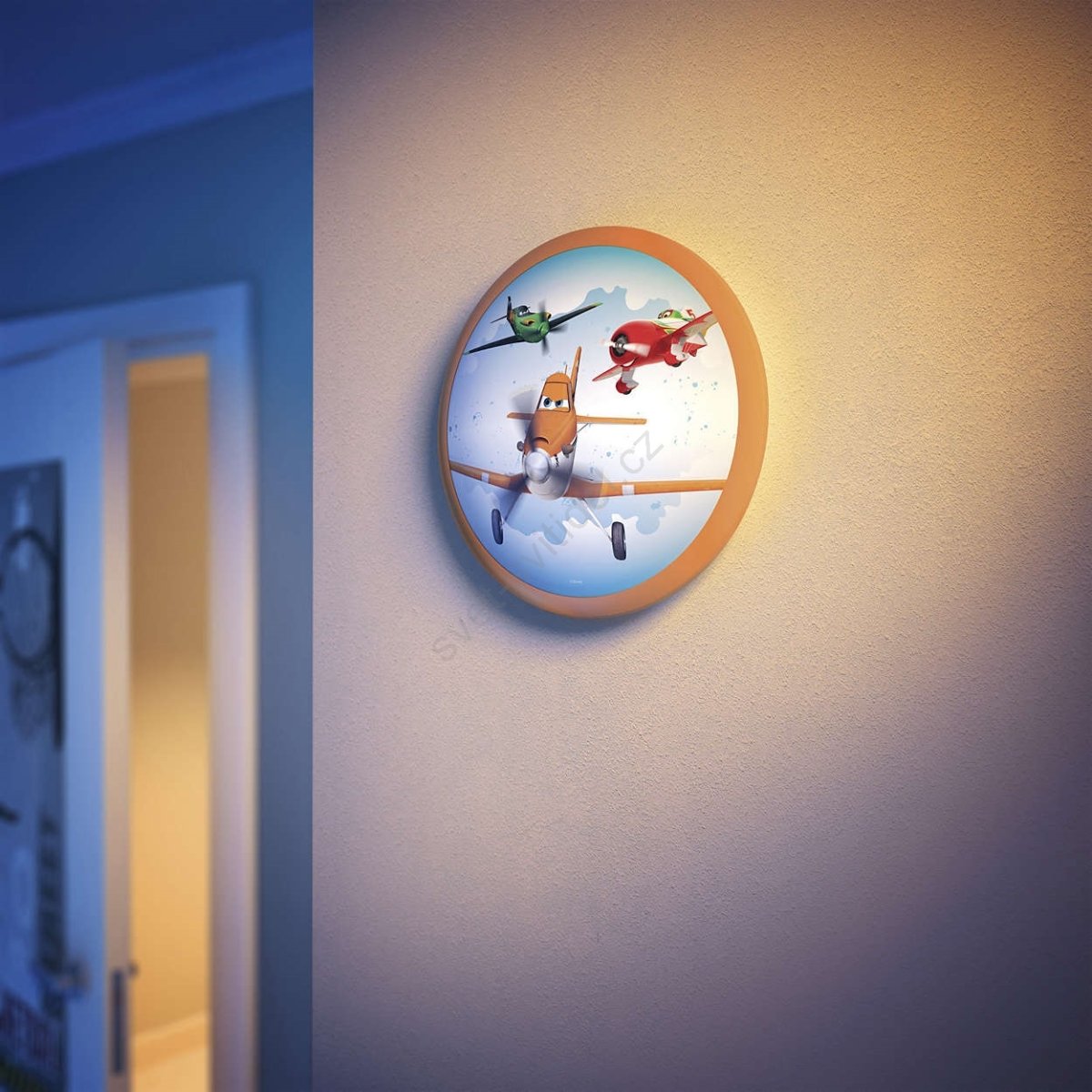 Люстра для детской комнаты