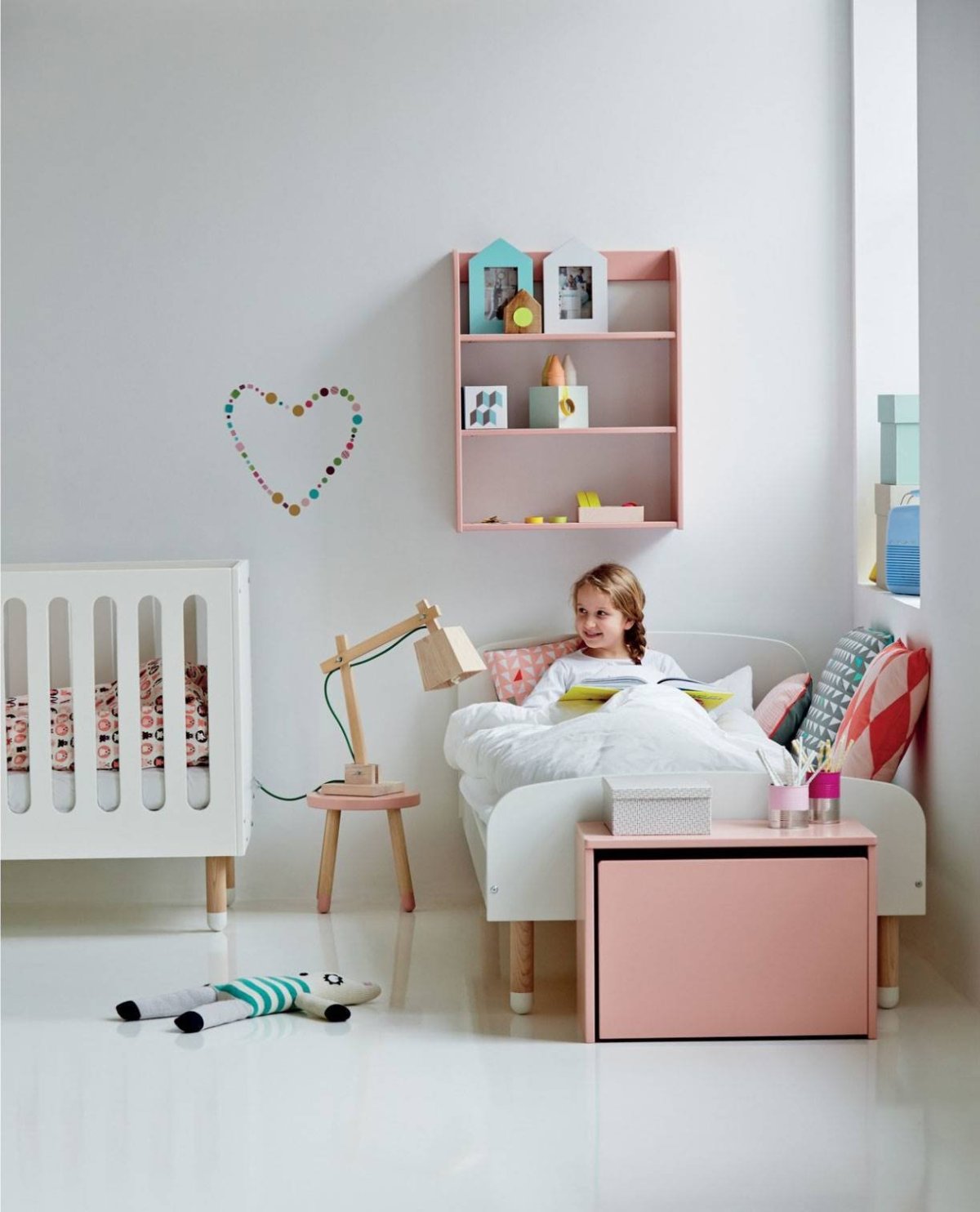 Детская в черно-белых тонах