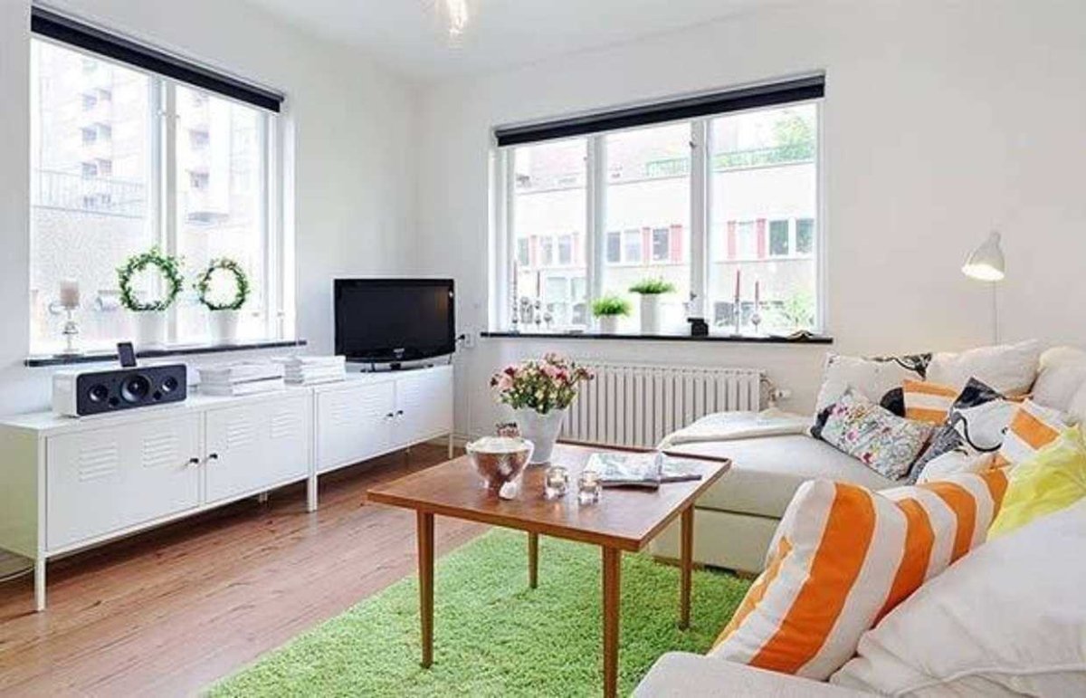 Планировка гостиной с эркерным окном