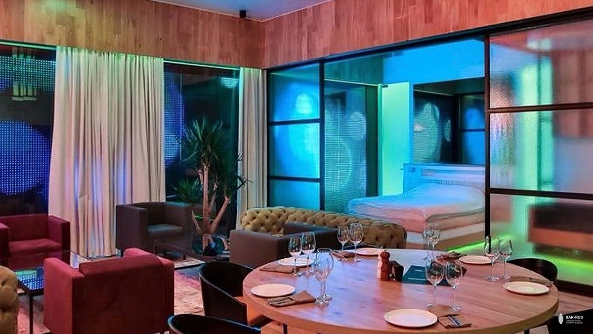 Кровать на балконе