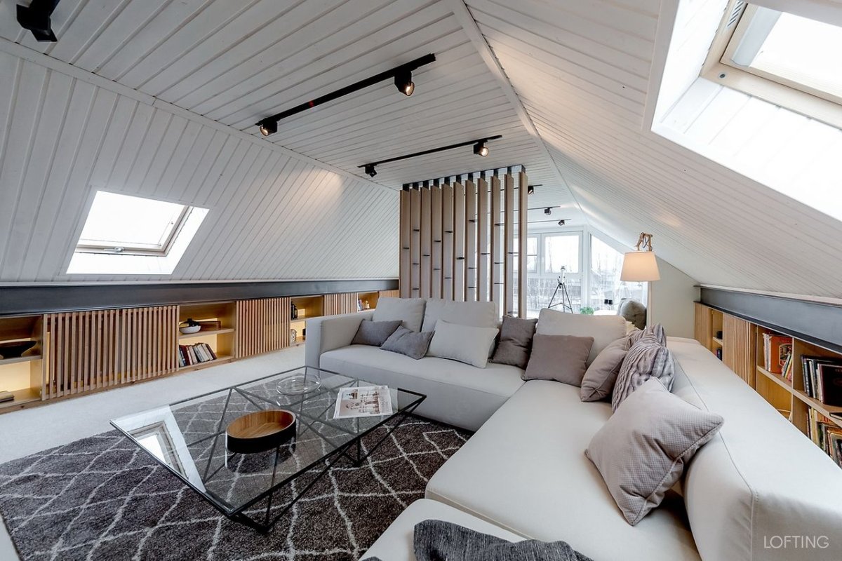 Четырёхскатная крыша с мансардой