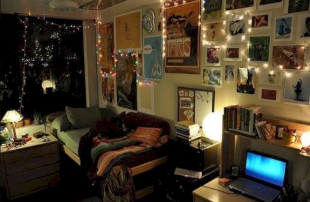 Украшение гирляндой