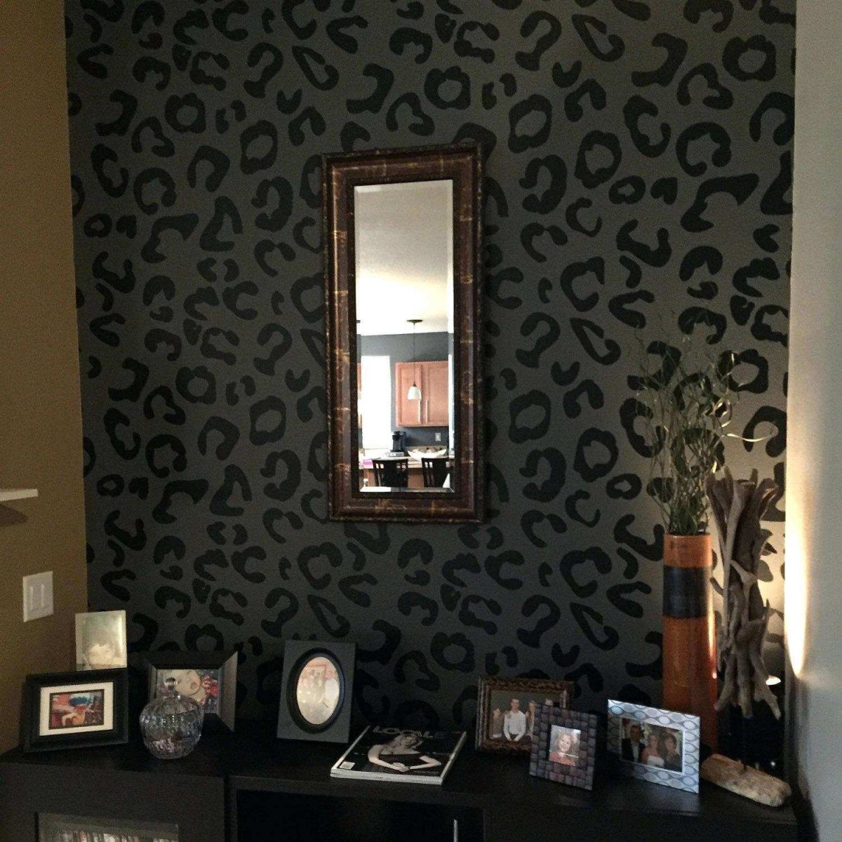 Леопардовая комната