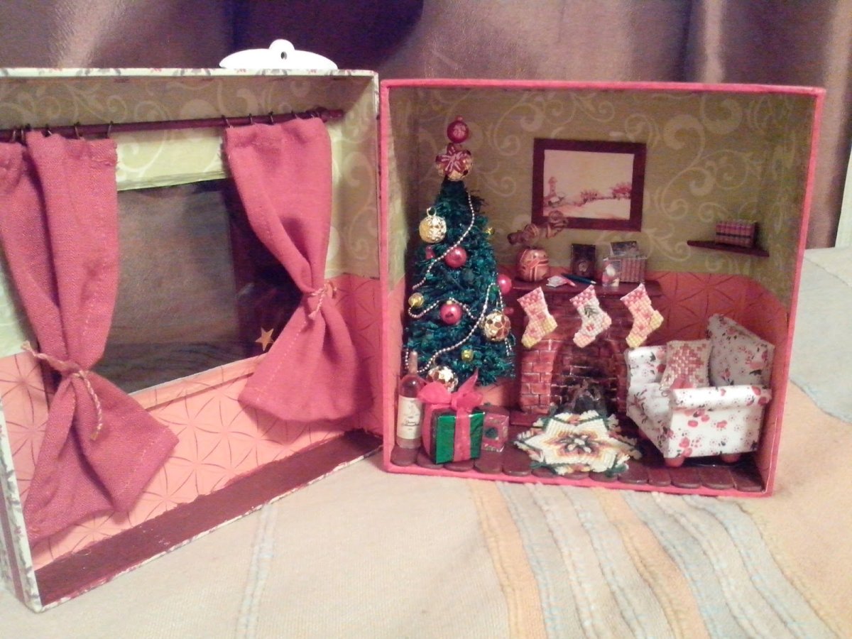 Новогодний домик из обувной коробки