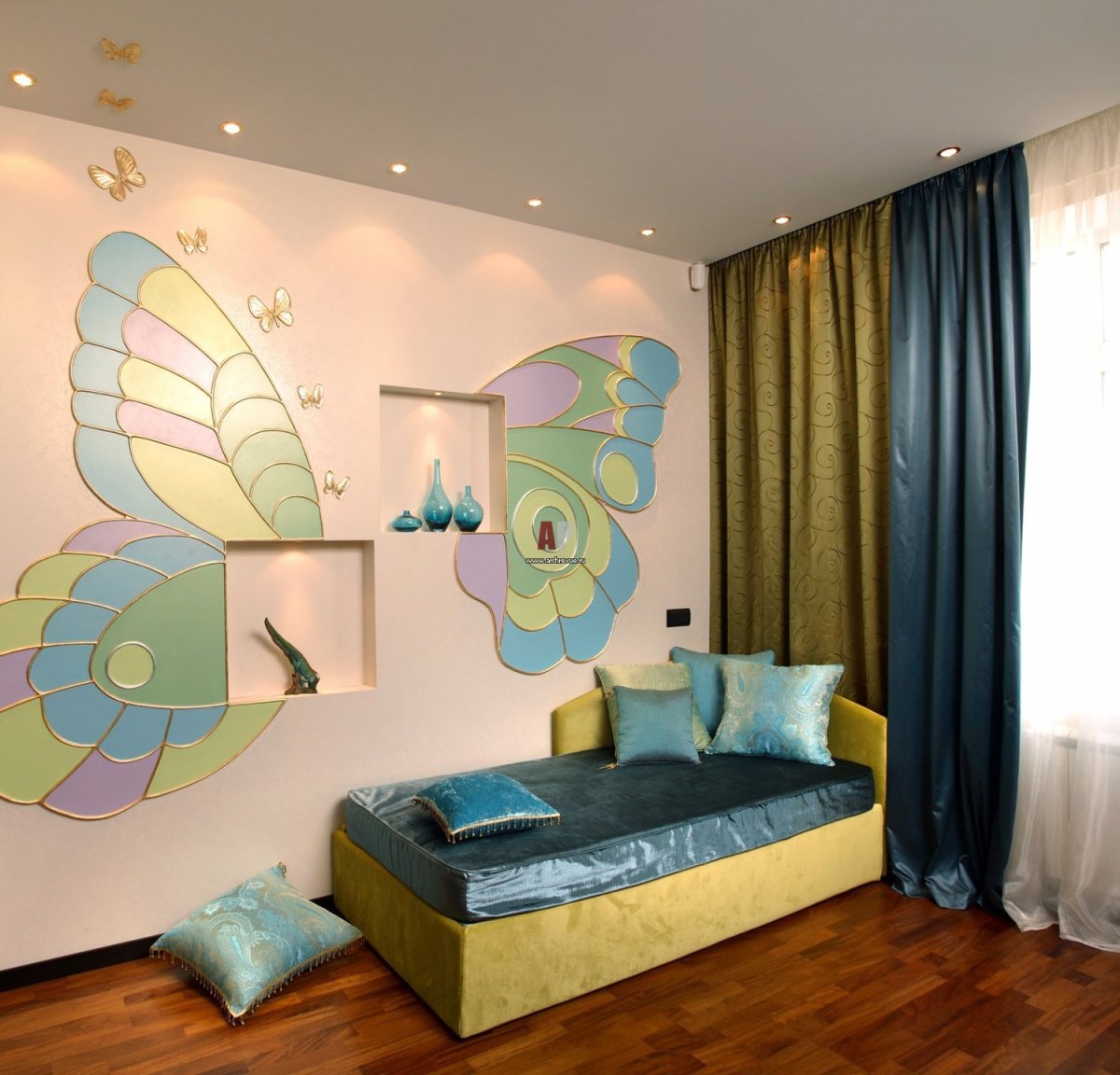 Красиво покрасить детскую комнату