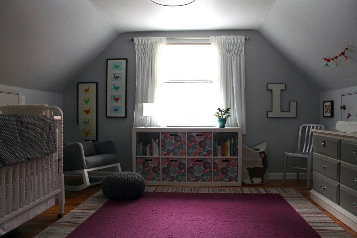 Детская с мансардной крышей
