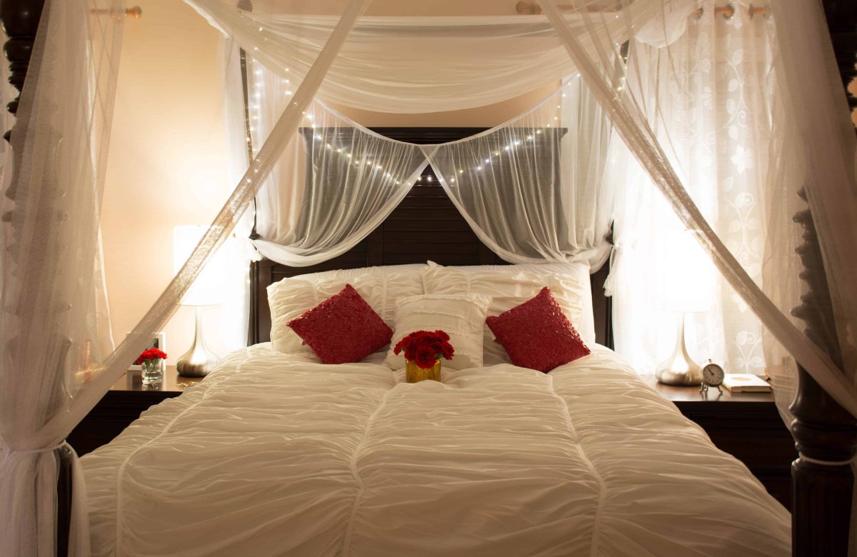 Кровать с балдахином