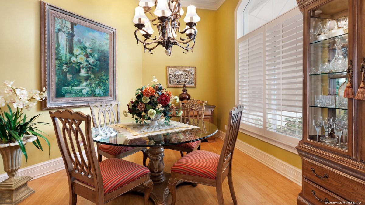 Столовая комната