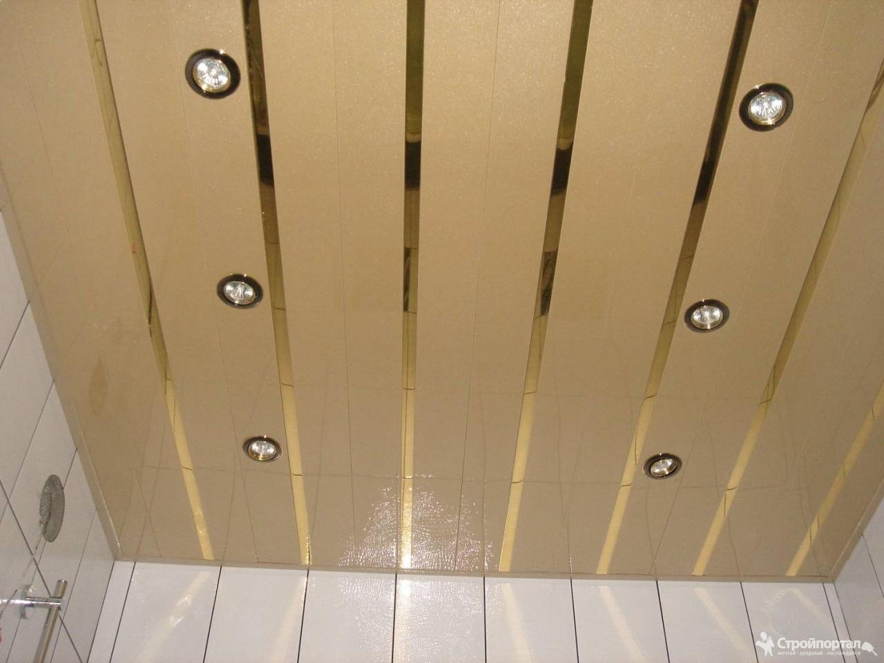 Пластиковый потолок в ванной (55 фото)
