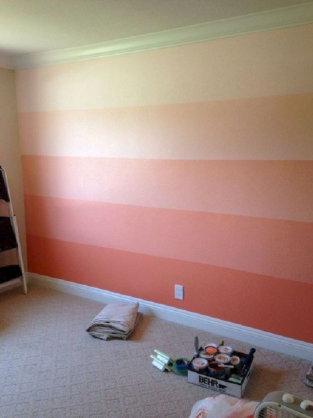 Лучшие краски для покраски обоев. Покраска стен. Краска для стек вквартире. Стены Покрашенные колером. Покраска стан в квартире.