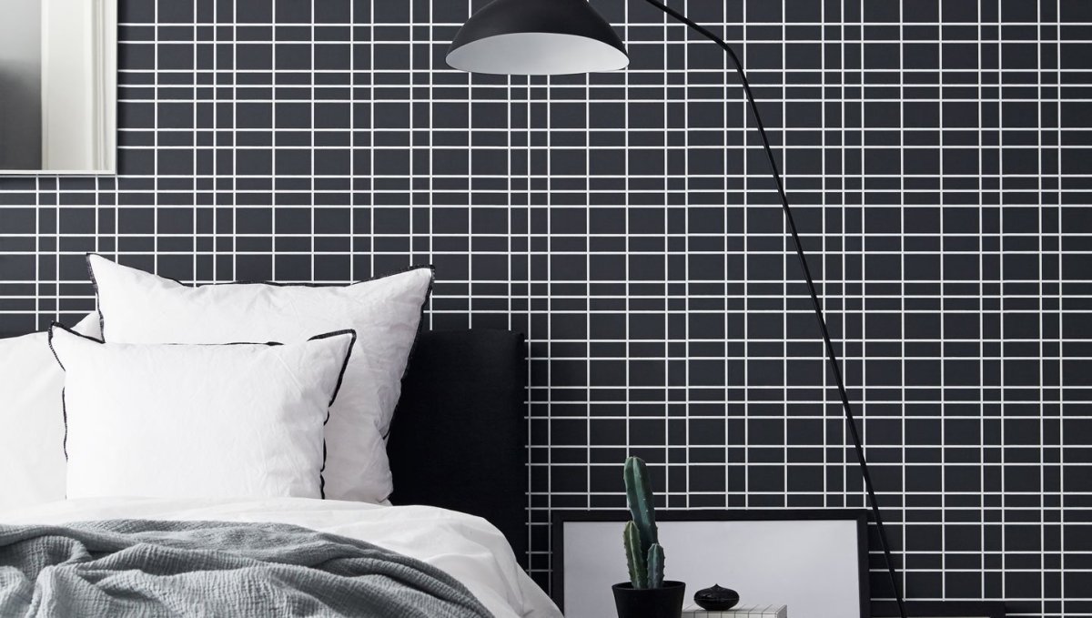 Черно белая клетка в интерьере