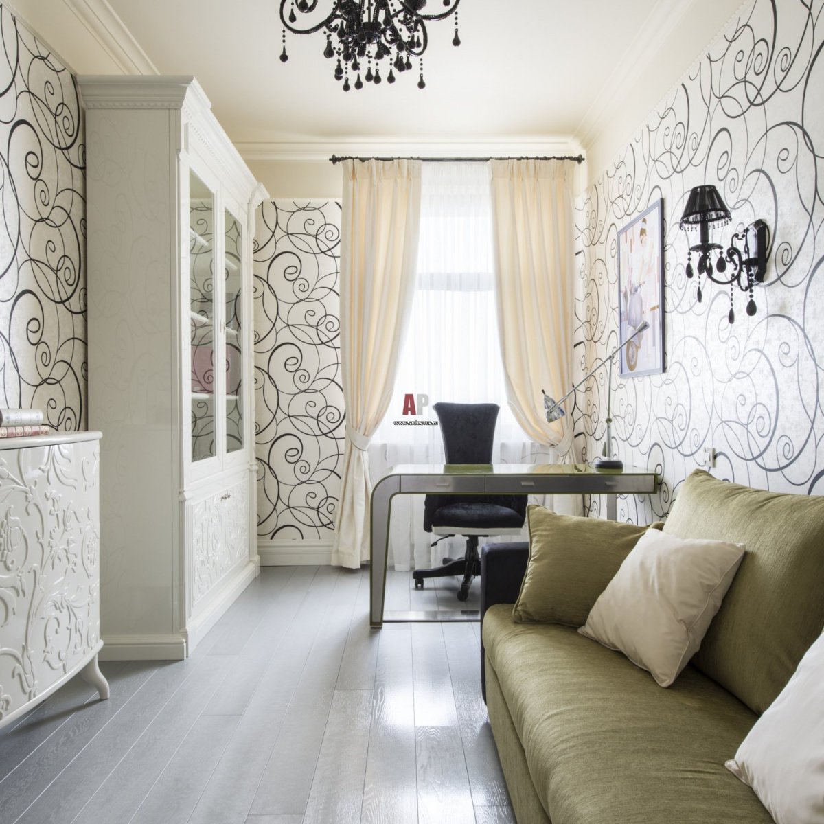 Гостиная с вензелями