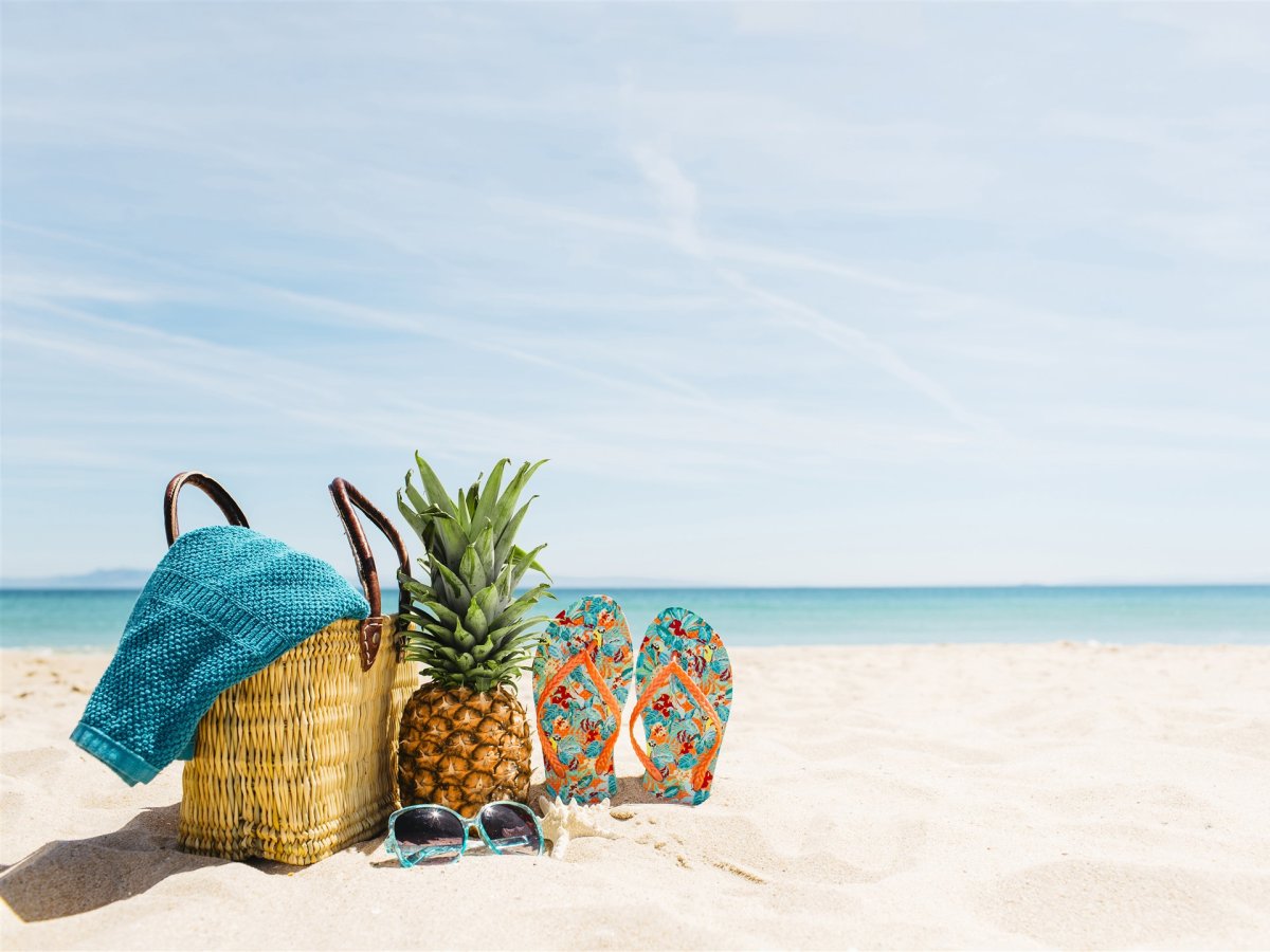 Пляж море песок