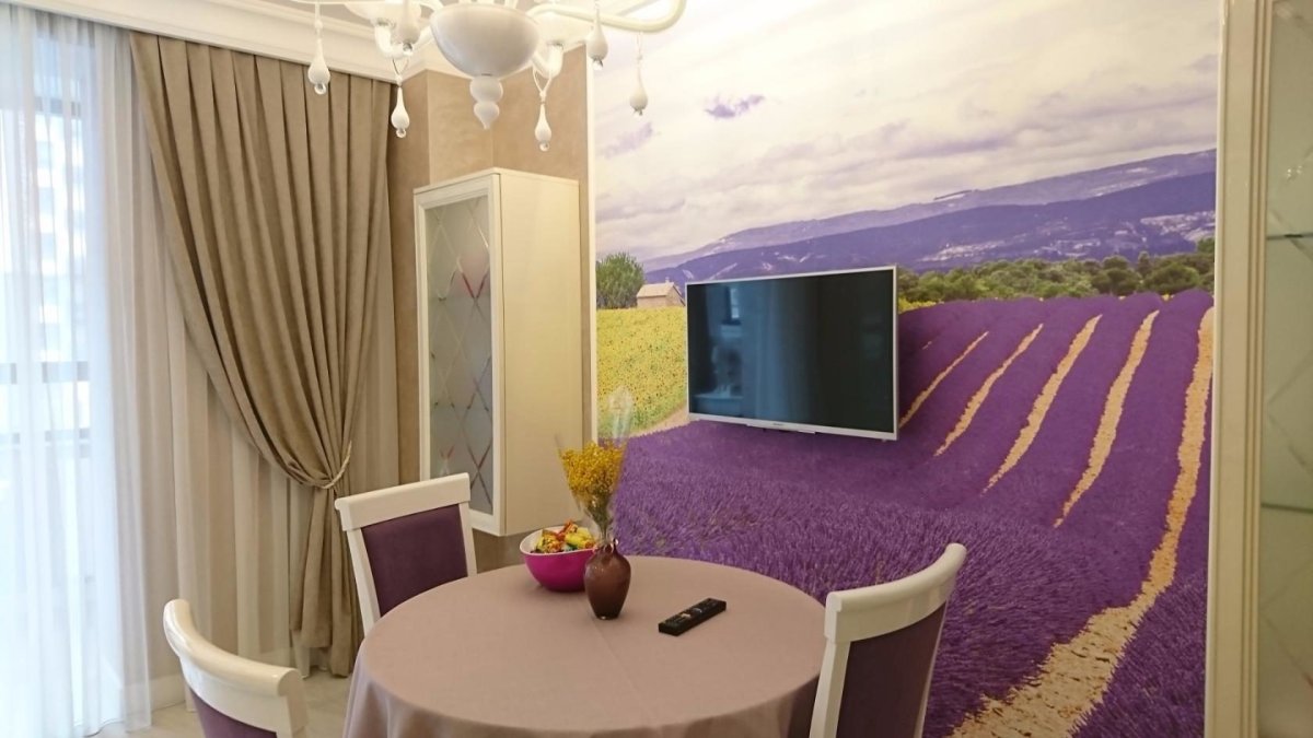 Фотообои в интерьере кухни реальные