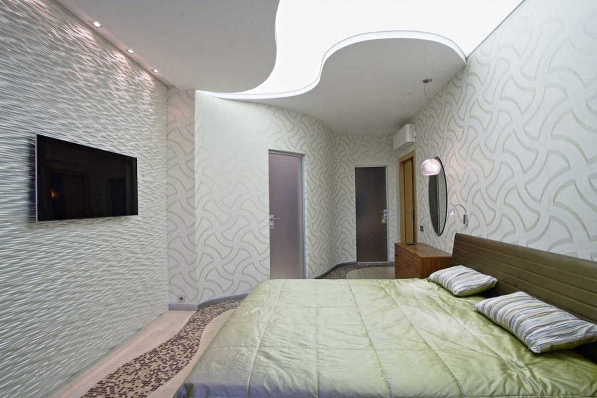 Натяжной потолок в спальню 12 кв