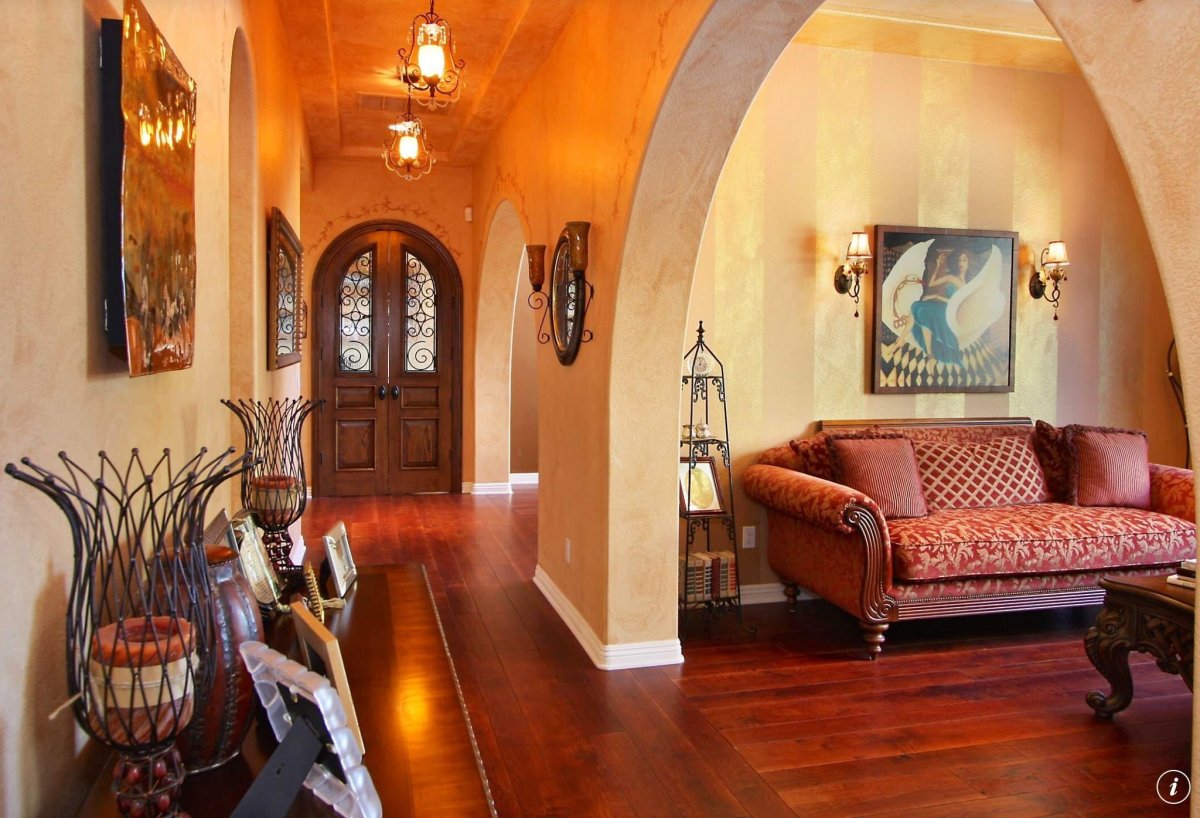 Холл в стиле Тоскана