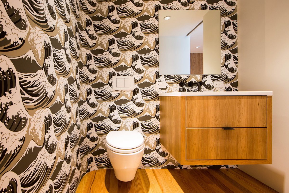 Обои в санузле
