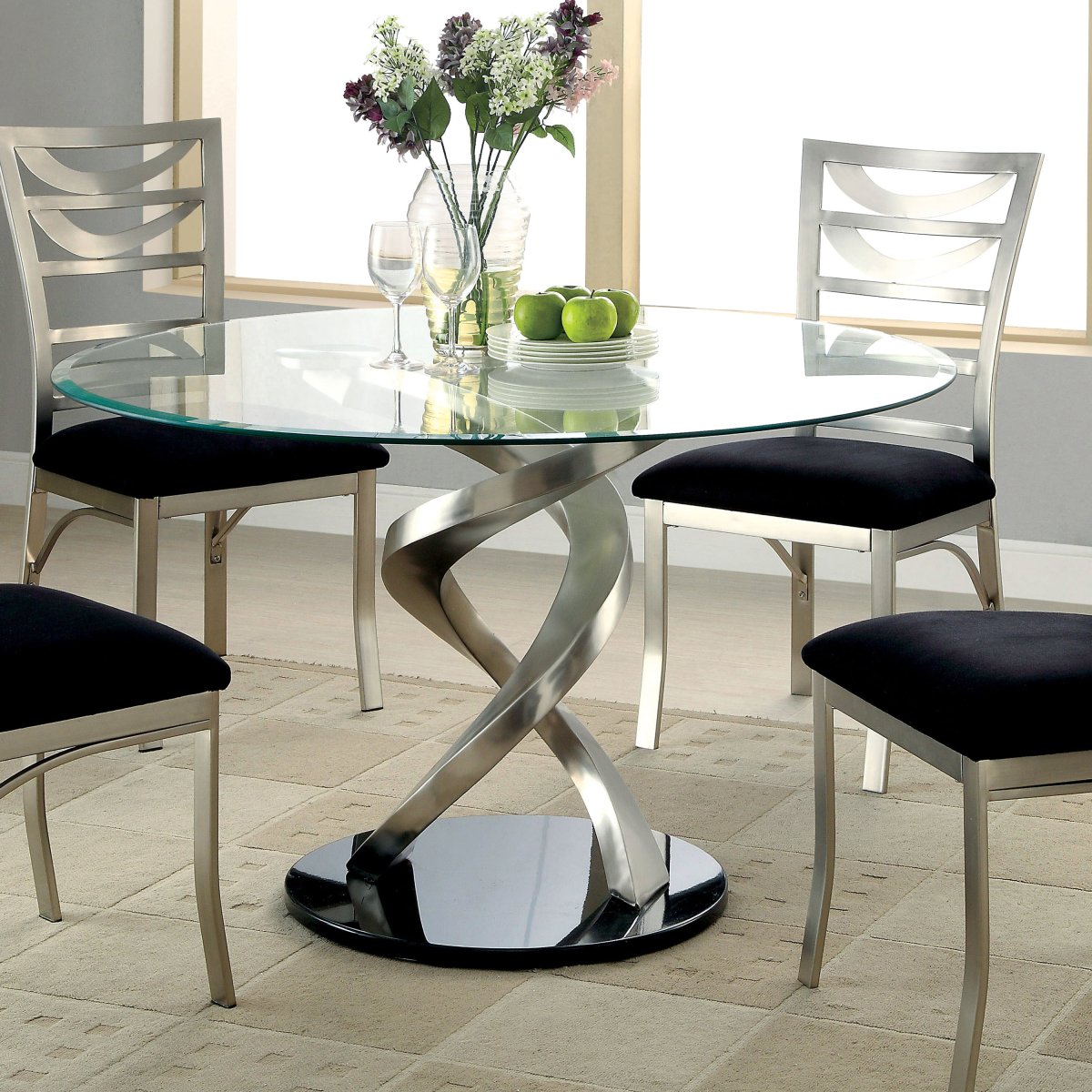 Round Dining Table a482