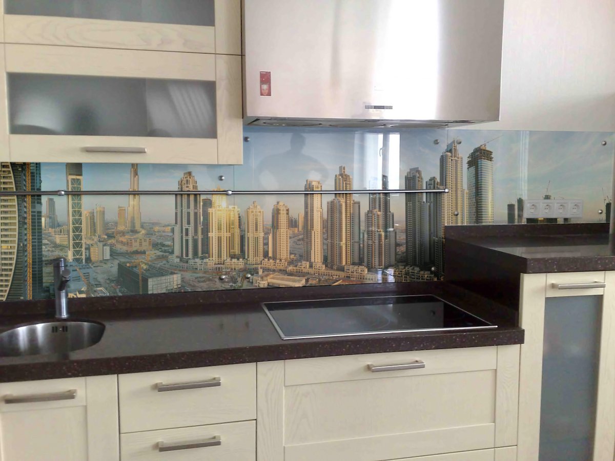 Стеклянные фальшпанели для кухни