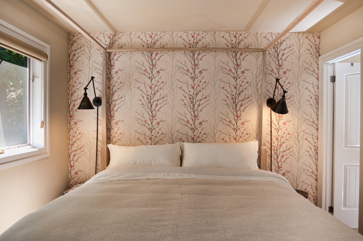 Обои для маленькой спальни