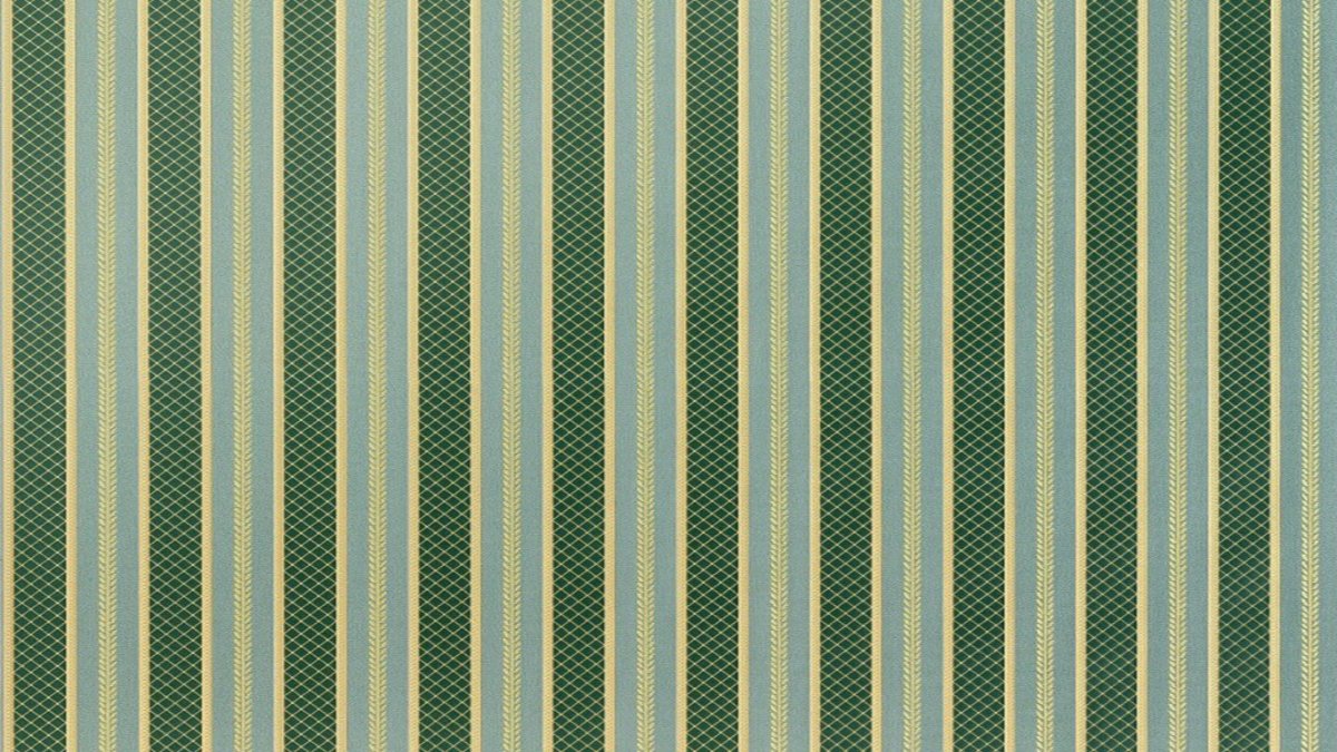 Полосатые обои