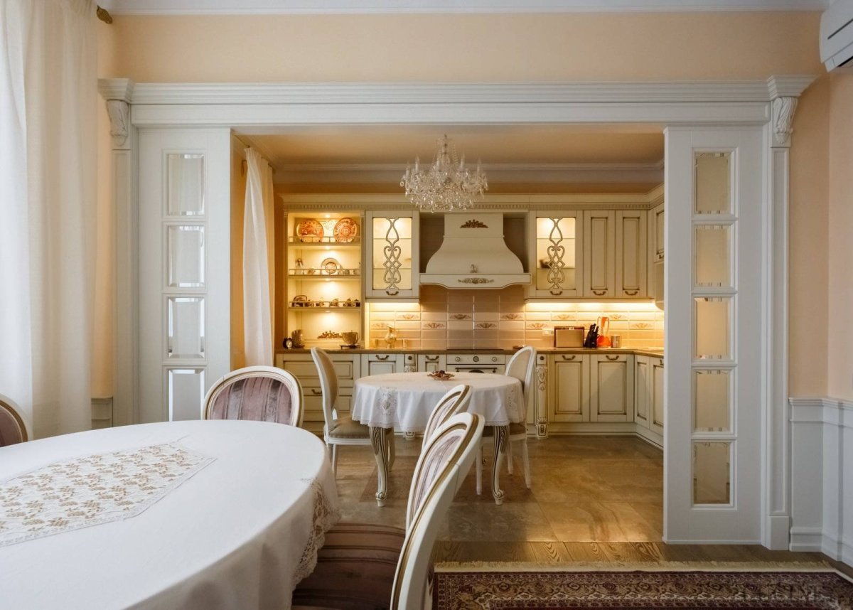 Гостиная-столовая в классическом стиле